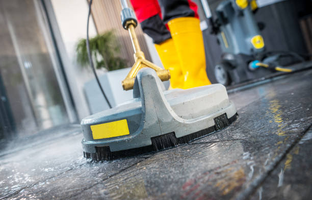 Best Roof Power Washing Services  in Reinbeck, IA